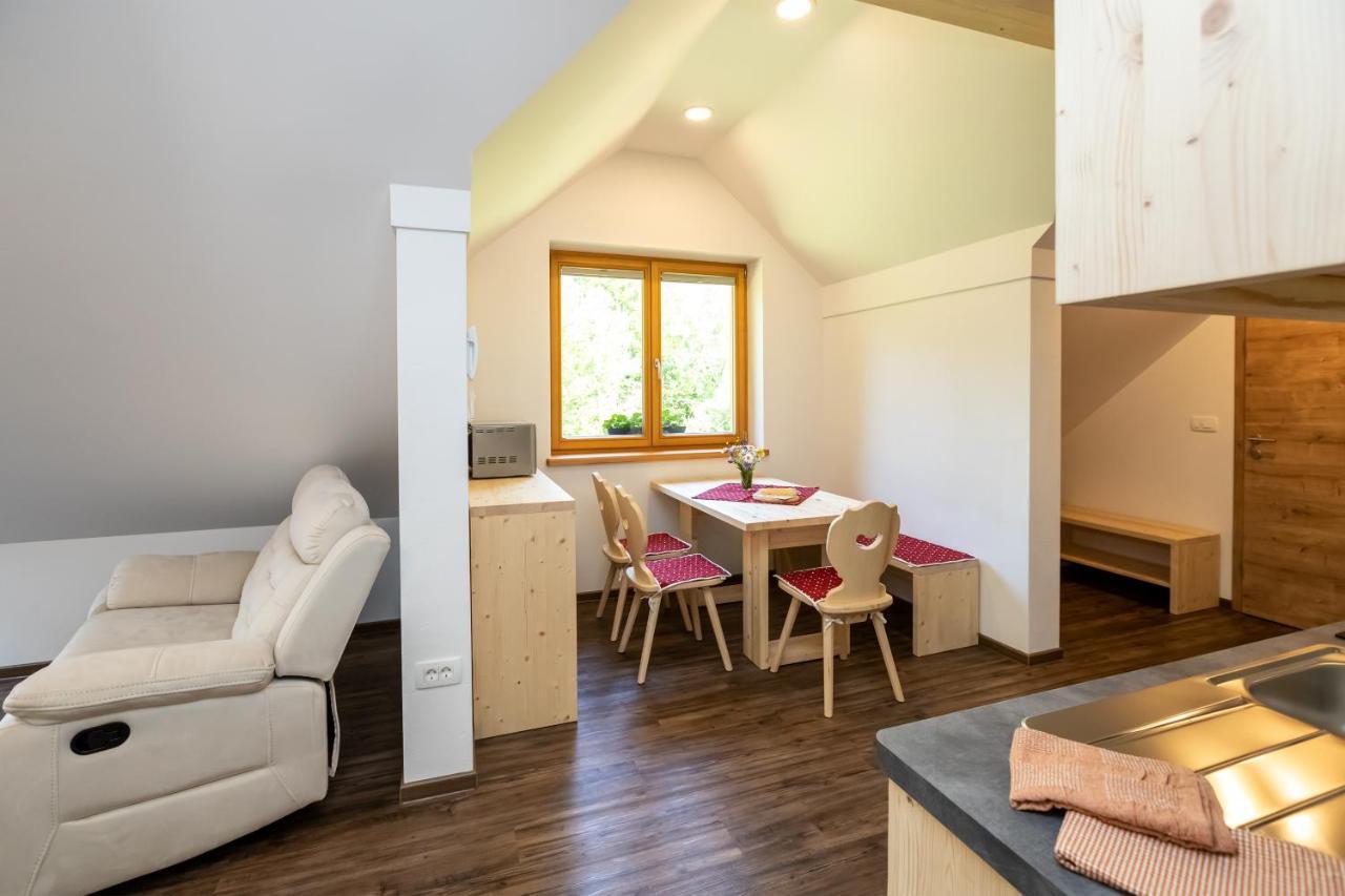 Bohinj Apartments Goldhorn Kingdom Szoba fotó